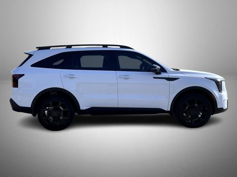 Used 2025 Kia Sorento SX AWD/4WD image 4
