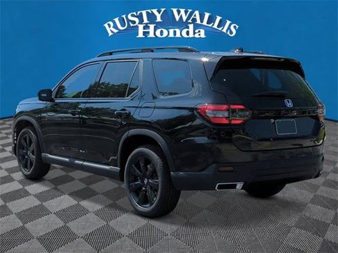 New 2025 Honda Pilot Black Edition image 4