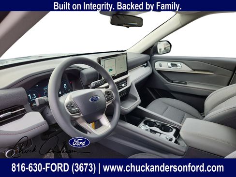 New 2026 Ford Explorer Active AWD/4WD image 11