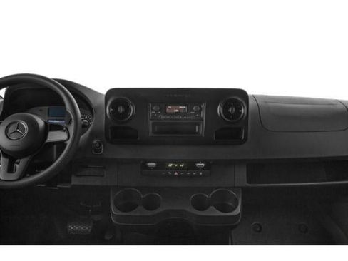 Used 2019 Mercedes-Benz Sprinter 144 image 10