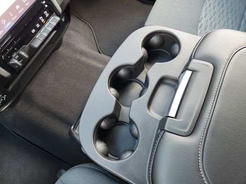 New 2026 RAM 3500 Tradesman AWD/4WD image 17