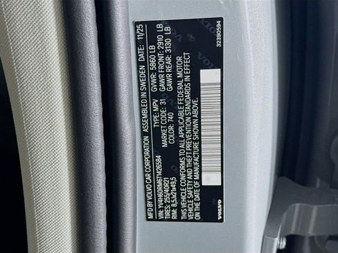 New 2026 Volvo XC60 T8 Ultra w/ Protection Package Premier image 33