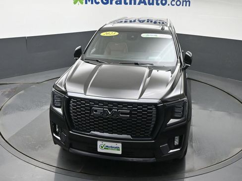 Used 2023 GMC Yukon XL Denali Ultimate w/ LPO, Floor Liner Package AWD/4WD image 32