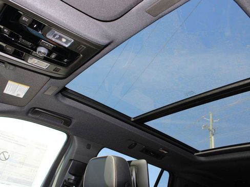 New 2026 GMC Yukon Elevation w/ Elevation Premium Package RWD image 17