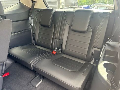 New 2025 Volkswagen Atlas SEL image 25