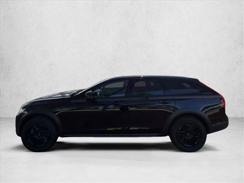 Used 2022 Volvo V90 B6 Cross Country w/ Advanced Package AWD/4WD image 8