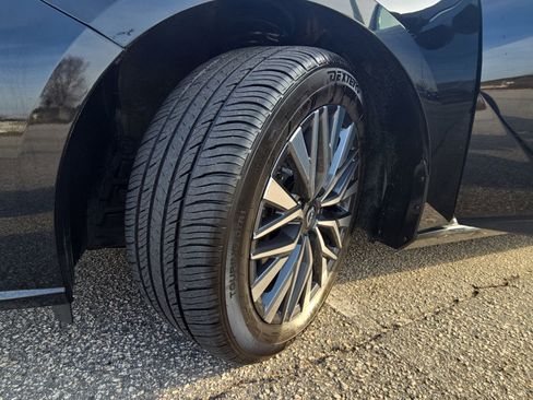 Used 2024 Nissan Altima 2.5 SV image 28