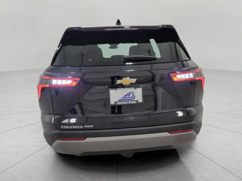 Used 2025 Chevrolet Equinox LT image 25