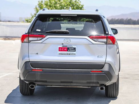Certified 2025 Toyota RAV4 XLE AWD/4WD image 5