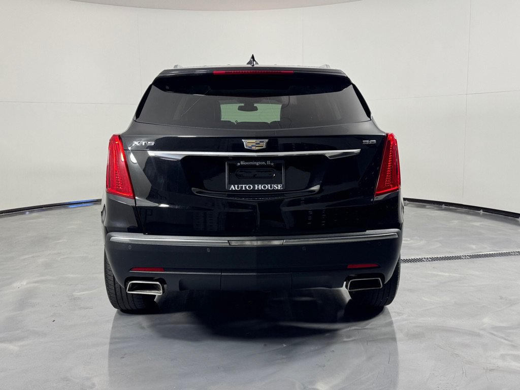 Used 2017 Cadillac XT5 Luxury w/ Driver Awareness Package AWD/4WD image 6
