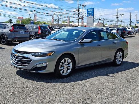 Used 2024 Chevrolet Malibu LT FWD image 3