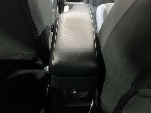 Used 2025 Nissan Versa SV w/ Trunk Package FWD image 20