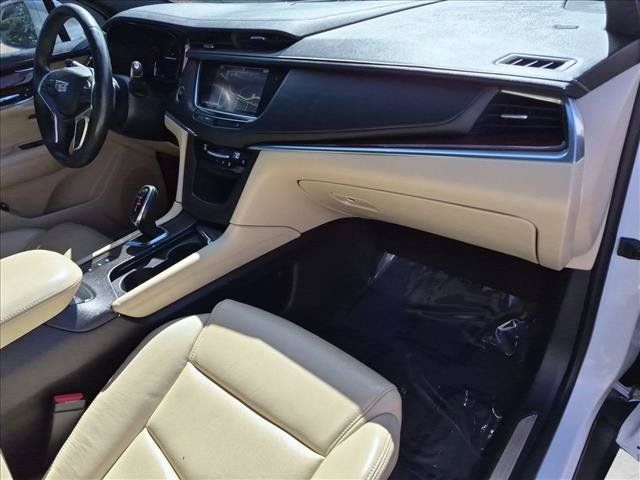 Used 2017 Cadillac XT5 Premium Luxury AWD/4WD image 23
