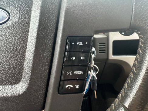 Used 2012 Ford F150 XLT w/ XLT Chrome Pkg AWD/4WD image 22