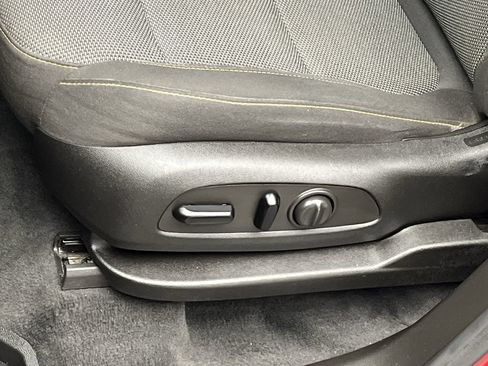 Certified 2021 Chevrolet Traverse LT w/ LPO, Floor Liner Package AWD/4WD image 10