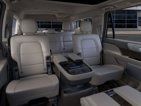 New 2024 Lincoln Navigator L Reserve image 11