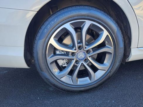 Used 2015 Mercedes-Benz C 300 4MATIC Sedan w/ Premium 1 Package image 32