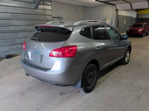 Used 2013 Nissan Rogue SV FWD image 5
