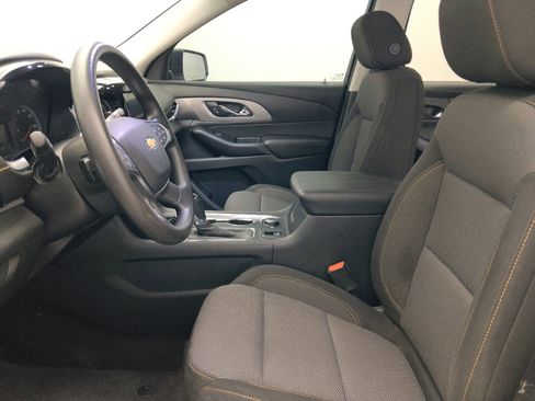 Used 2020 Chevrolet Traverse LS FWD image 17