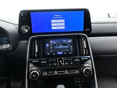 Used 2025 Lexus LX 700h Overtrail AWD/4WD image 7