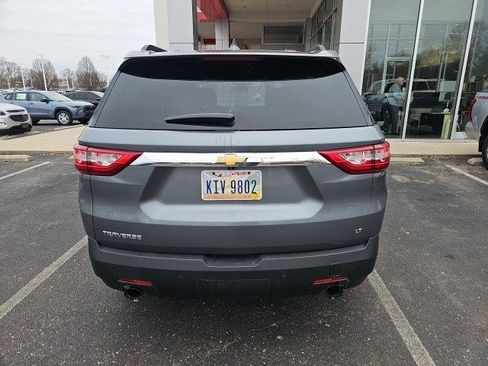 Used 2020 Chevrolet Traverse LT image 17