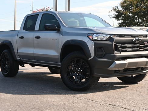 New 2026 Chevrolet Colorado Trail Boss AWD/4WD image 2