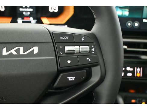 New 2026 Kia Sportage EX w/ EX Panorama Roof Package image 22