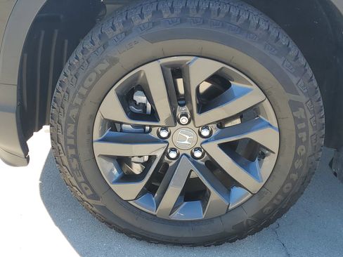 Used 2024 Honda Ridgeline Sport image 9