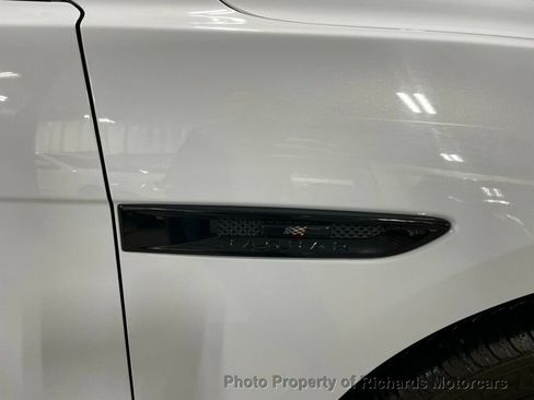 Used 2020 Jaguar F-PACE Checkered Flag image 9