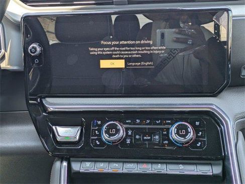 New 2025 GMC Sierra 2500 Denali w/ Denali Reserve Package image 22