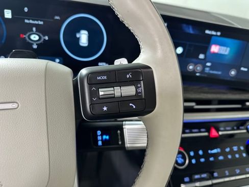 Used 2024 Hyundai Santa Fe Calligraphy image 16