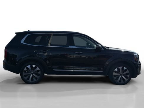 Used 2021 Kia Telluride S image 6