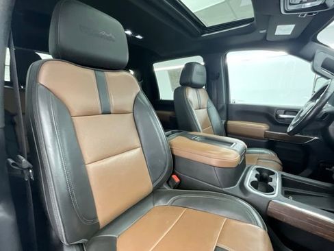 Used 2022 Chevrolet Silverado 2500 High Country w/ Z71 Off-Road Package AWD/4WD image 14