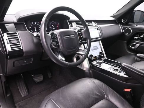 Used 2020 Land Rover Range Rover HSE image 24