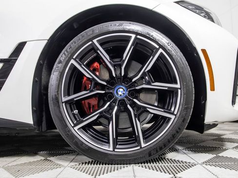 Used 2023 BMW i4 eDrive40 w/ M Sport Package RWD image 39