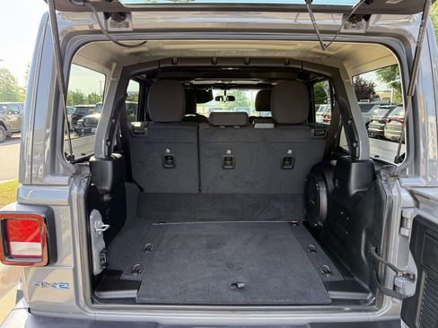 Certified 2023 Jeep Wrangler Unlimited w/ Cold Weather Group AWD/4WD image 35