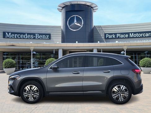 New 2026 Mercedes-Benz GLA 250 4MATIC image 3