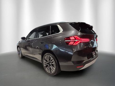 Used 2025 BMW X3 xDrive30i w/ Premium Package AWD/4WD image 5