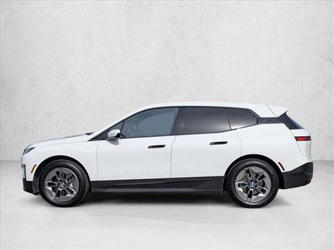 Certified 2023 BMW iX xDrive50 AWD/4WD image 9