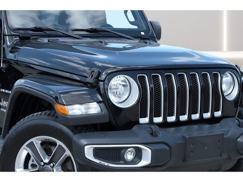 Used 2020 Jeep Wrangler Unlimited Sahara AWD/4WD image 34
