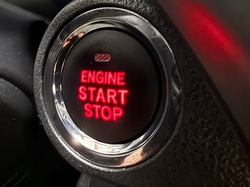 Used 2024 Subaru Crosstrek 2.0i Premium image 25