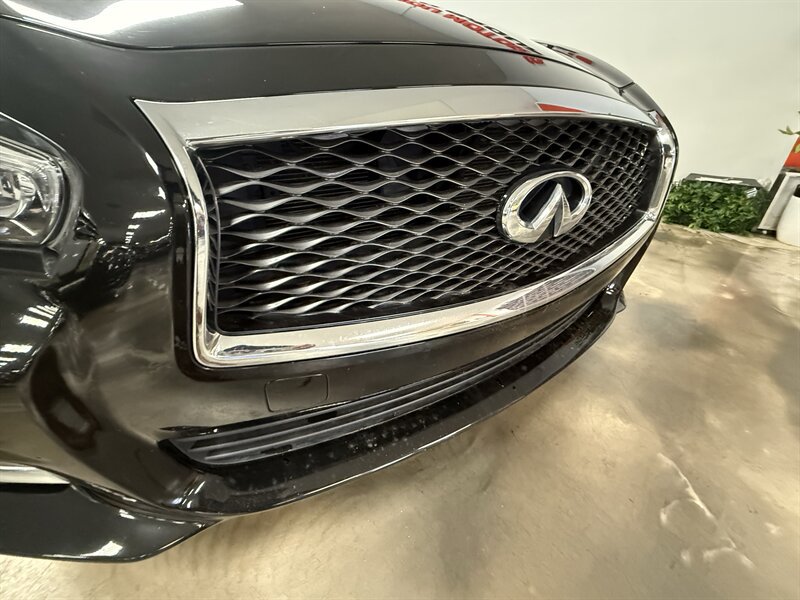 Used 2016 INFINITI Q50 Premium w/ 2.0T Premium Plus Package RWD image 9