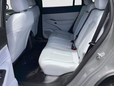 New 2026 Jeep Cherokee Laredo AWD/4WD image 14