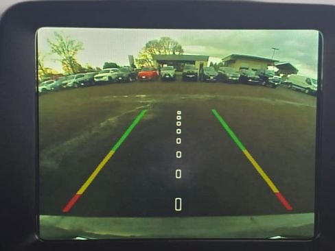 Used 2021 Jeep Renegade Latitude w/ Luxury Group I image 13