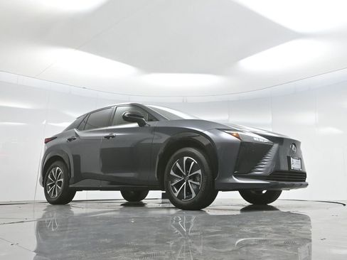 Used 2024 Lexus RZ 300e Premium image 68