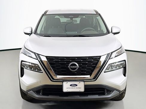 Used 2023 Nissan Rogue SV AWD/4WD image 9