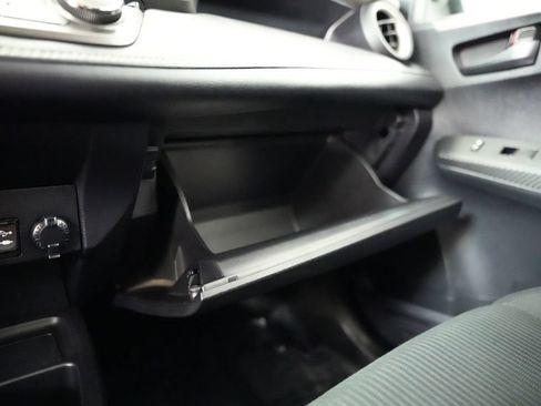 Used 2013 Toyota RAV4 XLE AWD/4WD image 45