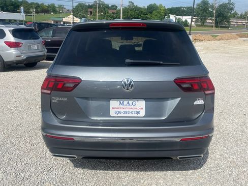 Used 2018 Volkswagen Tiguan SEL FWD image 4