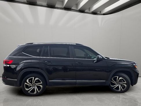Used 2023 Volkswagen Atlas SEL AWD/4WD image 12