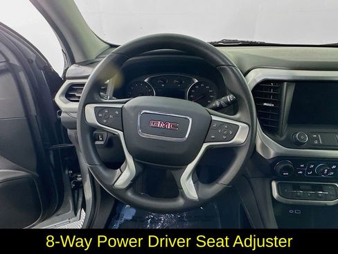 Used 2023 GMC Acadia SLE w/ Driver Convenience Package image 16
